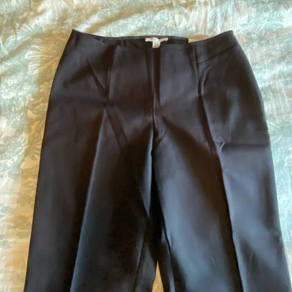 NWT Chico’s Ultimate Fit Ankle Black Pants - Picture 5 of 10
